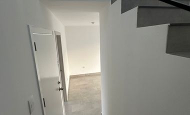 Vendo casa esquinera en Urbanización Valle Norte 2
