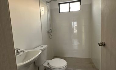 Vendo casa esquinera en Urbanización Valle Norte 2