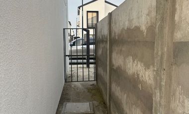 Vendo casa esquinera en Urbanización Valle Norte 2