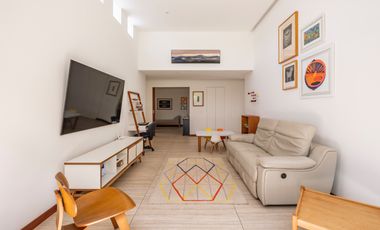 MODERNA CASA DE VENTA EN URB PRIVADA EN TUMBACO (SECTOR LA VIÑA ALTA)