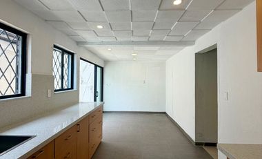 CASA Amplia y Cómoda EN RENTA sector Av. Abelardo J. Andrade