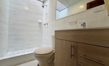 CASA Amplia y Cómoda EN RENTA sector Av. Abelardo J. Andrade