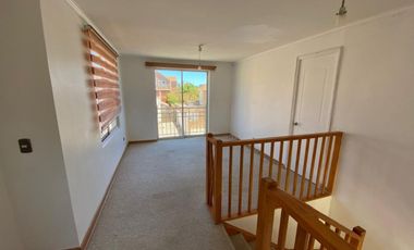 FyC arrienda amplia casa de 4 dormitorios en Faldeos de Curauma