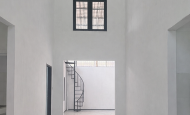 Disewakan Rumah Luas Metland Puri Dalam Cluster Clemantis Unfurnished