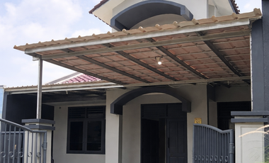 Disewakan Rumah Luas Metland Puri Dalam Cluster Clemantis Unfurnished