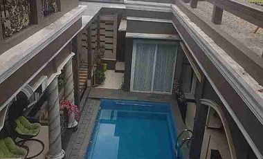 Rumah Mewah 2 1/2 Lantai Ada Kolam Renang, Posisi Strategis!