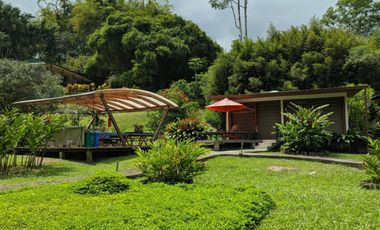 VENTA HOSTERIA SECTOR NANEGAL VIA NANEGALITO KM 7