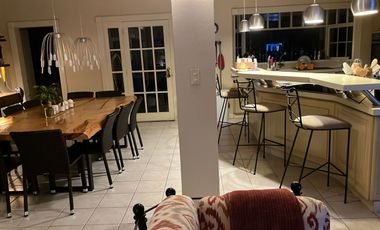 VENTA HOSTERIA SECTOR NANEGAL VIA NANEGALITO KM 7