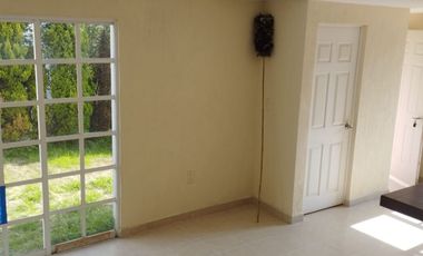 RENTO CASA EN VILLAS DEL CAMPO CALIMAYA