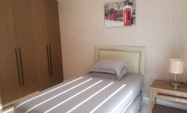 Nice and Cozy 2BR Apt Easy Access Location At Botanica Apartment
