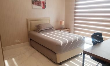 Nice and Cozy 2BR Apt Easy Access Location At Botanica Apartment