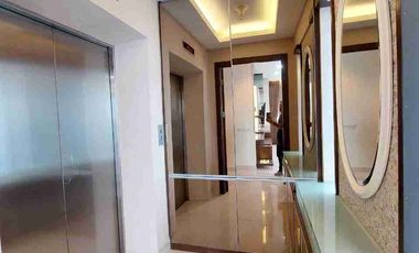 DISEWAKAN APARTEMEN 3BR DI KEMANG VILLAGE