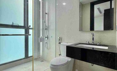 DISEWAKAN APARTEMEN 3BR DI KEMANG VILLAGE