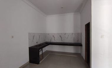 Rumah cluster 2 lt cantik, murah dan siap huni lokasi dekat Jalan Soekarno Hatta