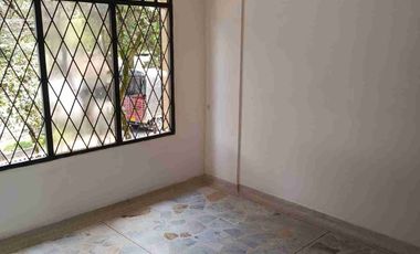 VENDO CASA CERCA AL COLEGIO DIVINO NIÑO VILLA FLOR 4 PLANTAS CASA PROVENZA