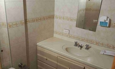 VENDO CASA CERCA AL COLEGIO DIVINO NIÑO VILLA FLOR 4 PLANTAS CASA PROVENZA