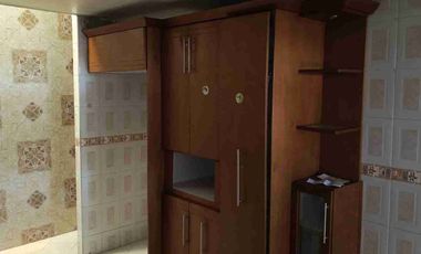 VENDO CASA CERCA AL COLEGIO DIVINO NIÑO VILLA FLOR 4 PLANTAS CASA PROVENZA