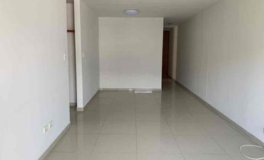 Lindo departamento con parque privado zona embajada, Upc