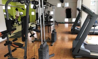 Lindo departamento con parque privado zona embajada, Upc