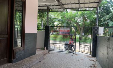 Termurah! Rumah dekat Summarecon Bekasi di Jalan Utama Jalur MRT