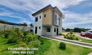 2 Storey Single Attached House For Sale in Lilolan Cebu