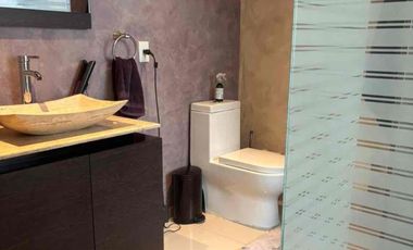 casa sola en venta Av. San Jerónimo a una cuadra de Luis Cabrera. 2r/2b/2e