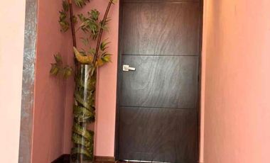 casa sola en venta Av. San Jerónimo a una cuadra de Luis Cabrera. 2r/2b/2e