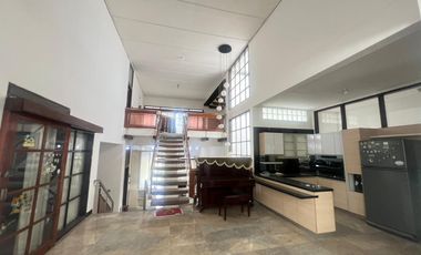 Y. Disewakan rumah  furnish Budisari  Setiabudi Bandung