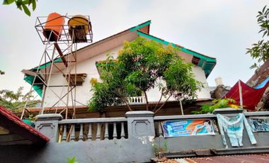 Gedung Ex Resto 2 Lantai Samping Margocity dan Dekat Detos Mall Depok Jawa Barat Sangat Cocok Buat Usaha Resto , Hotel , Kos2an Eklusive ,Klinik dan K