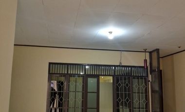Sewa Rumah Siap Huni di Cipete, Jakarta Selatan - Ideal untuk Kantor