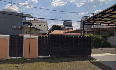 Sewa Rumah Siap Huni di Cipete, Jakarta Selatan - Ideal untuk Kantor