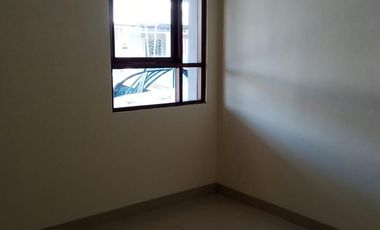 Y. Dijual rumah dibawah harga pasar rumah Minimalis Spring Garden Residence buah batu