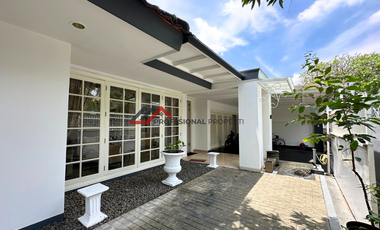 For Rent Rumah Bagus Private Pool di Kemang Jakarta Selatan