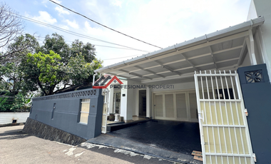 For Rent Rumah Bagus Private Pool di Kemang Jakarta Selatan