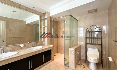 For Rent Rumah Bagus Private Pool di Kemang Jakarta Selatan