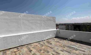 RENTA DE HERMOSA CASA EN ZONA CASCATTA LOMAS DE ANGELÓPOLIS PUEBLA. 4 recámaras