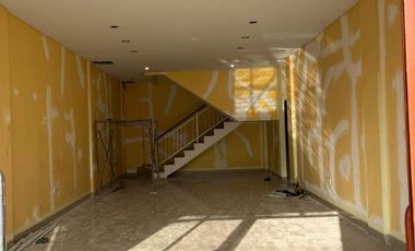 Ruko Bagus 3 Lantai Dijual, di Mahendradatta, Denpasar Barat Area