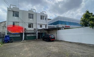Bangunan Komersil Ruko 3 Lantai Area Kranji Dekat Stasiun Kereta Kranji Bekasi