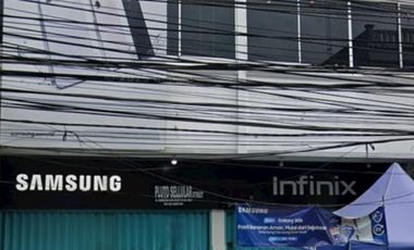 Ruko disewakan di RW 01, Jelambar, Grogol Petamburan, Jakarta Barat, Daerah Khusus Ibukota Jakarta