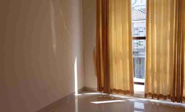 JUAL RUMAH MURAH GREEN LAKE CITY JAKARTA BARAT TANGERANG
