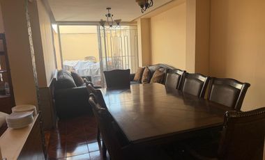 Excelente Oportunidad de Inversión: Propiedad Multiresidencial en Sector Consolidado