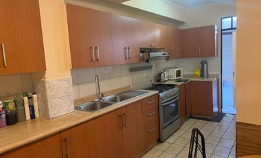 Excelente Oportunidad de Inversión: Propiedad Multiresidencial en Sector Consolidado