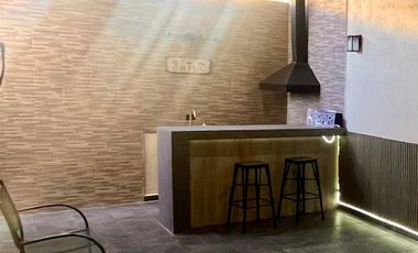 CASA en Dominio cumbres en esquina