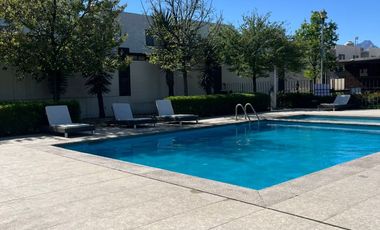 CASA en Dominio cumbres en esquina