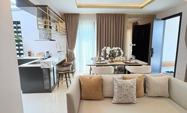 Rumah Baru Mewah Full Smart Home di Perbatasan Jakarta Bekasi, Strategis 5 Menit ke Tol JORR dan Stasiun KRL - FREE PPN & Bebas Biaya Biaya