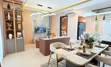 Rumah Baru Mewah Full Smart Home di Perbatasan Jakarta Bekasi, Strategis 5 Menit ke Tol JORR dan Stasiun KRL - FREE PPN & Bebas Biaya Biaya