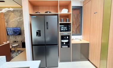 Rumah Baru Mewah Full Smart Home di Perbatasan Jakarta Bekasi, Strategis 5 Menit ke Tol JORR dan Stasiun KRL - FREE PPN & Bebas Biaya Biaya