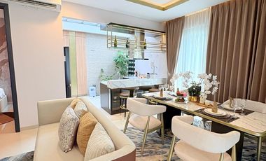 Rumah Baru Mewah Full Smart Home di Perbatasan Jakarta Bekasi, Strategis 5 Menit ke Tol JORR dan Stasiun KRL - FREE PPN & Bebas Biaya Biaya