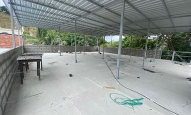 Renta de Local Comercial Manta Vía Spondylus