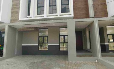 Rumah baru 2 lantai di kawasan Bandung Utara premium Setiabudi - Pondok Hijau. Cash Back PPN